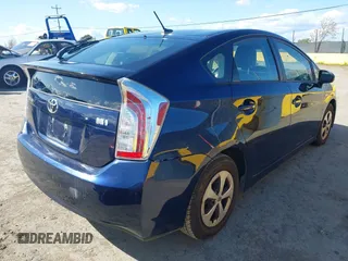 2015 Toyota Prius Four with VIN JTDKN3DUXF0464303, listed as a IAAI auction lot 41939905 with 154,075 mi miles. Bid and sale history available at carsss.com. Image 4.