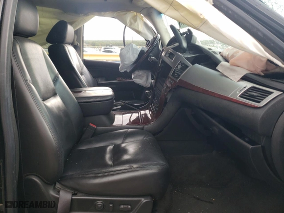 2008 Cadillac Escalade with VIN 1GYFK63888R215216, listed as a Copart auction lot 61239474 with 148,049 mi miles and Non Repairable. Bid and sale history available at carsss.com. Image 7.