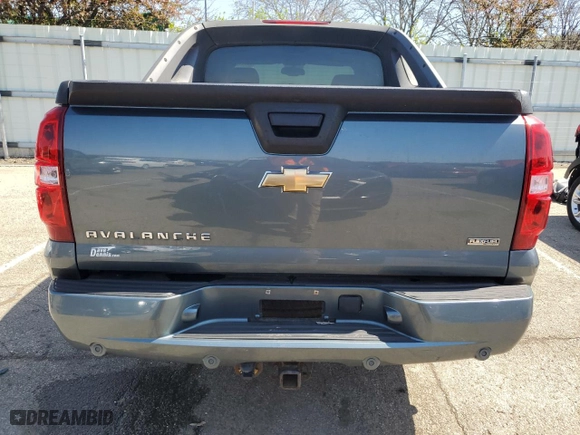 2008 Chevrolet Avalanche LT w/1LT with VIN 3GNFK12338G160616, listed as a Copart auction lot 52085255 with 217,590 mi miles and Salvage Title. Bid and sale history available at carsss.com. Image 6.
