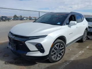 2024 Chevrolet Blazer RS z VIN 3GNKBERS7RS248053, wystawiony jako IAAI lot #41335899 z przebiegiem 19 929 mil mil oraz . Historia ofert i sprzedaży dostępna na DreamBid. Obrazek 17.