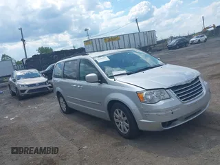 2008 Chrysler Town & Country Touring with VIN 2A8HR54P78R838906, listed as a IAAI auction lot 42203581 with 150,000 mi miles and . Bid and sale history available at DreamBid. Image 1.