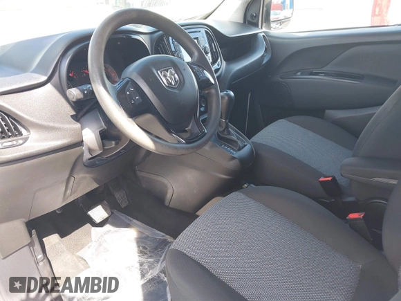 2019 Ram ProMaster City Cargo Tradesman z VIN ZFBHRFAB8K6M89858, wystawiony jako IAAI lot #41930701 z przebiegiem 85 486 mil mil oraz . Historia ofert i sprzedaży dostępna na DreamBid. Obrazek 5.