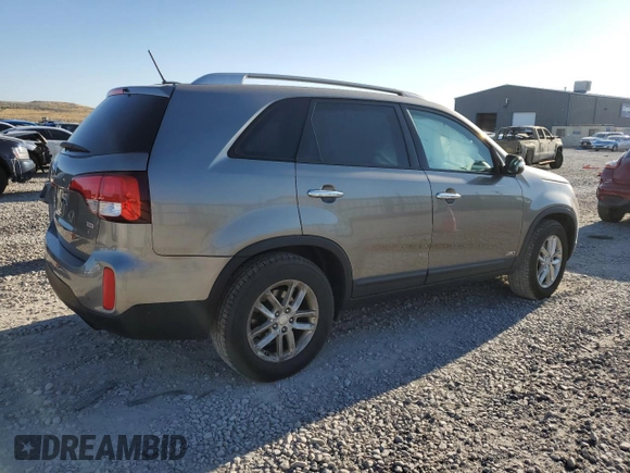 2015 Kia Sorento LX with VIN 5XYKTCA62FG553241, listed as a Copart auction lot 63817065 with 183,606 mi miles and Salvage title. Bid and sale history available at DreamBid. Image 3.