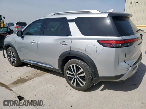 2023 Nissan Pathfinder Platinum z VIN 5N1DR3DH9PC208004, wystawiony jako Copart lot #56542225 z przebiegiem 31 444 mil mil oraz Szkoda całkowita • Salvage title. Historia ofert i sprzedaży dostępna na DreamBid. Obrazek 2.