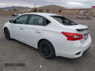 2018 Nissan Sentra S z VIN 3N1AB7AP1JY244723, wystawiony jako IAAI lot #41841569 z przebiegiem 112 212 mil mil oraz . Historia ofert i sprzedaży dostępna na DreamBid. Obrazek 3.