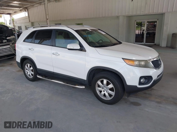 2013 Kia Sorento LX with VIN 5XYKT3A69DG370190, listed as a IAAI auction lot 42456161 with 170,196 mi miles and . Bid and sale history available at DreamBid. Image 1.