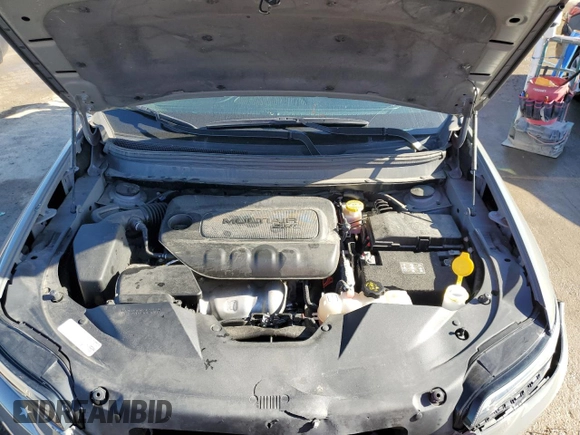 2019 Jeep Cherokee Limited with VIN 1C4PJLDBXKD428209, listed as a Copart auction lot 46107223 with 34,532 mi miles and Salvage Title. Bid and sale history available at DreamBid. Image 12.