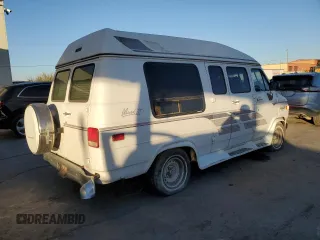 1993 Chevrolet Chevy Van z VIN 1GBEG25K1PF325078, wystawiony jako Copart lot #82640544 z przebiegiem 115 462 mil mil oraz Czysty tytuł • Clean title. Historia ofert i sprzedaży dostępna na DreamBid. Obrazek 3.