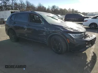 2022 Volkswagen Tiguan SE R-Line Black with VIN 3VV8B7AX4NM018976, listed as a Copart auction lot 88516775 with 49,139 mi miles and Non Repairable. Bid and sale history available at DreamBid. Image 4.