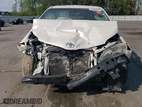 2017 Toyota Sienna XLE Auto Access Seat with VIN 5TDYZ3DC2HS790411, listed as a Copart auction lot 52099465 with 110,318 mi miles and Clean Title. Bid and sale history available at carsss.com. Image 5.