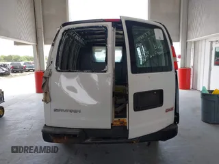 2017 GMC Savana Cargo z VIN 1GTW7AFF4H1149962, wystawiony jako IAAI lot #42215915 z przebiegiem 105 181 mil mil oraz . Historia ofert i sprzedaży dostępna na DreamBid. Obrazek 16.