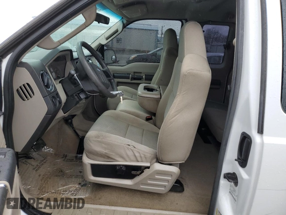 2008 Ford Super Duty F-250 SRW XL with VIN 1FTSX215X8EE43152, listed as a Copart auction lot 51999755 with 153,363 mi miles and Salvage Title. Bid and sale history available at carsss.com. Image 7.
