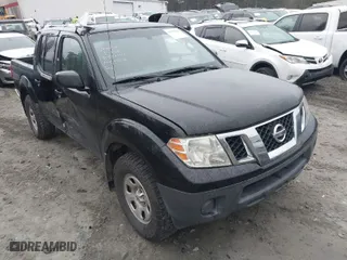 2015 Nissan Frontier SV with VIN 1N6AD0EV1FN766745, listed as a IAAI auction lot 41553521 with 107,919 mi miles. Bid and sale history available at carsss.com. Image 1.