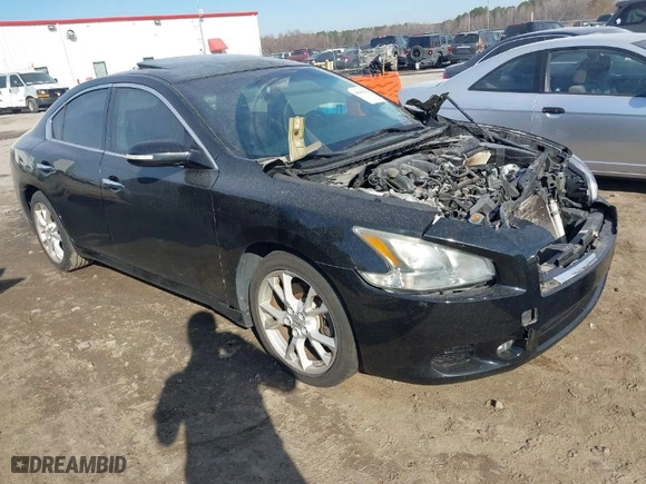 2012 Nissan Maxima 3.5 S with VIN 1N4AA5AP6CC806427, listed as a IAAI auction lot 41662209 with 186,308 mi miles. Bid and sale history available at carsss.com. Image 1.