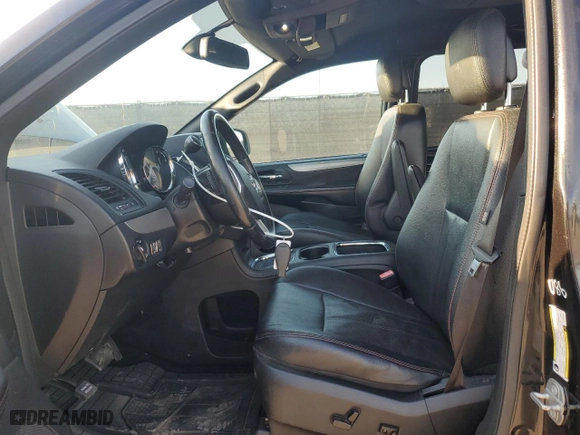 2018 Dodge Grand Caravan GT with VIN 2C4RDGEG8JR281501, listed as a Copart auction lot 53723875 with 110,331 mi miles and Clean Title. Bid and sale history available at carsss.com. Image 7.