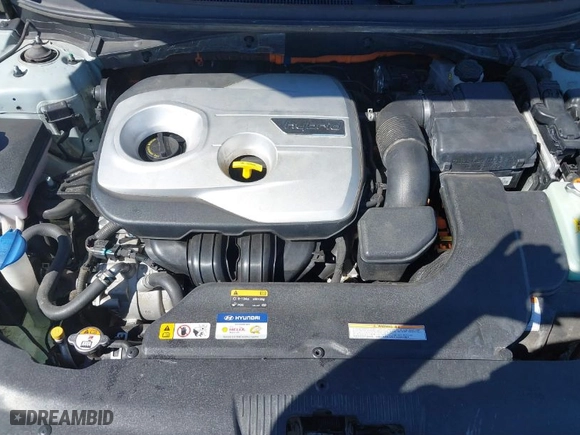 2016 Hyundai Sonata Hybrid Limited with VIN KMHE34L16GA009777, listed as a IAAI auction lot 41852137 with 79,589 mi miles. Bid and sale history available at carsss.com. Image 10.