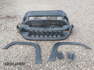 2018 Jeep Renegade Latitude with VIN ZACCJBBBXJPH41286, listed as a IAAI auction lot 41844070 with 161,251 mi miles and . Bid and sale history available at carsss.com. Image 12.
