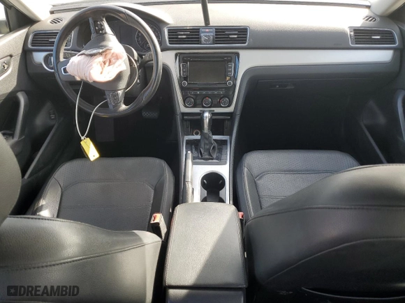 2013 Volkswagen Passat SE w/Sunroof with VIN 1VWBH7A33DC079409, listed as a Copart auction lot 45331415 with 0 mi miles and Salvage Title. Bid and sale history available at carsss.com. Image 8.