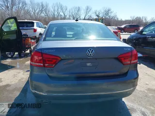 2013 Volkswagen Passat SE z VIN 1VWBN7A3XDC113600, wystawiony jako IAAI lot #41826962 z przebiegiem 121 188 mil mil oraz . Historia ofert i sprzedaży dostępna na DreamBid. Obrazek 17.