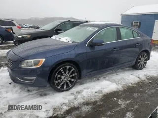 2015 Volvo S60 T5 Drive-E Platinum with VIN YV126MFM9F2359251, listed as a Copart auction lot 45130965 with 126,432 mi miles and Clean Title. Bid and sale history available at carsss.com. Image 1.