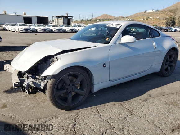2008 Nissan 350Z Touring z VIN JN1BZ34EX8M753158, wystawiony jako Copart lot #57711145 z przebiegiem 113 142 mil mil oraz Szkoda całkowita • Salvage title. Historia ofert i sprzedaży dostępna na DreamBid. Obrazek 1.