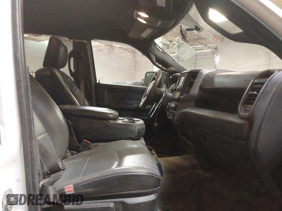 2022 Ram 2500 Tradesman with VIN 3C6UR4HJ0NG120662, listed as a IAAI auction lot 41488577 with 65,602 mi miles and . Bid and sale history available at DreamBid. Image 5.