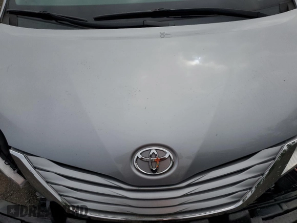 2015 Toyota Sienna LE with VIN 5TDJK3DC5FS120127, listed as a Copart auction lot 60461345 with 152,368 mi miles and Salvage title. Bid and sale history available at DreamBid. Image 12.