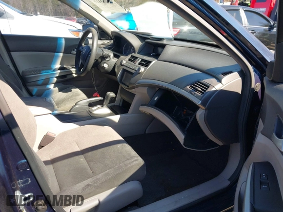 2010 Honda Accord EX z VIN 5KBCP3F77AB018255, wystawiony jako IAAI lot #41653419 z przebiegiem 183 521 mil mil oraz . Historia ofert i sprzedaży dostępna na DreamBid. Obrazek 5.