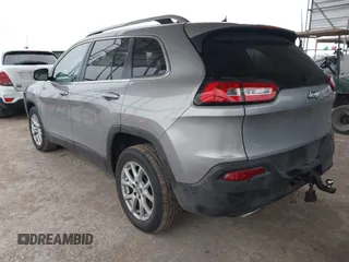 2017 Jeep Cherokee Latitude с VIN 1C4PJLCS2HW596098, выставлен на аукционе IAAI как лот 41409241 с пробегом 93 569 миль миль и . История ставок и продаж доступна на DreamBid. Изображение 3.