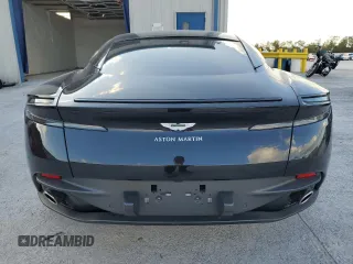 2021 Aston Martin DB11 V8 z VIN SCFRMFAW6MGL10668, wystawiony jako Copart lot #82569884 z przebiegiem 13 784 mil mil oraz Szkody całkowita. Historia ofert i sprzedaży dostępna na DreamBid. Obrazek 6.