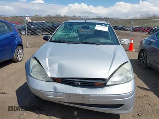 2002 Ford Focus SE with VIN 1FAFP34P62W359650, listed as a IAAI auction lot 41999719 with 98,649 mi miles and . Bid and sale history available at carsss.com. Image 6.