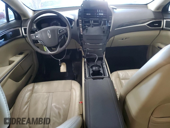 2014 Lincoln MKZ Hybrid z VIN 3LN6L2LU5ER812764, wystawiony jako Copart lot #48883865 z przebiegiem Nie podano mil oraz Szkoda całkowita • Salvage title. Historia ofert i sprzedaży dostępna na DreamBid. Obrazek 8.