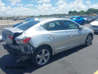 2014 Acura ILX with VIN 19VDE1F34EE011293, listed as a IAAI auction lot 42577424 with 125,050 mi miles and . Bid and sale history available at DreamBid. Image 4.
