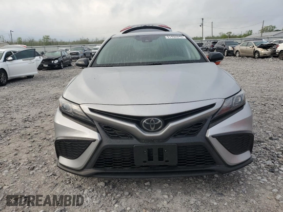 2022 Toyota Camry SE with VIN 4T1T11AK1NU047209, listed as a Copart auction lot 51492045 with 52,963 mi miles and Salvage Title. Bid and sale history available at DreamBid. Image 5.
