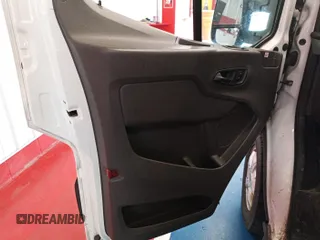 2020 Ford Transit z VIN 1FTBR1YG6LKA35821, wystawiony jako IAAI lot #42727394 z przebiegiem 86 896 mil mil oraz . Historia ofert i sprzedaży dostępna na DreamBid. Obrazek 23.