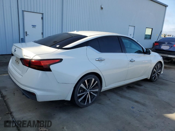 2019 Nissan Altima 2.5 Platinum with VIN 1N4BL4FVXKC110510, listed as a Copart auction lot 85307494 with 105,815 mi miles and Salvage Title. Bid and sale history available at carsss.com. Image 3.