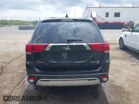 2019 Mitsubishi Outlander SE with VIN JA4AD3A32KZ014039, listed as a IAAI auction lot 42106096 with 179,359 mi miles and . Bid and sale history available at DreamBid. Image 17.