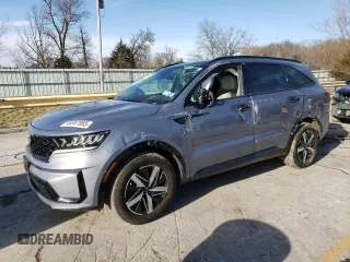 2021 Kia Sorento S with VIN 5XYRL4LC4MG062741, listed as a Copart auction lot 46987885 with 42,111 mi miles and Salvage Title. Bid and sale history available at carsss.com. Image 1.