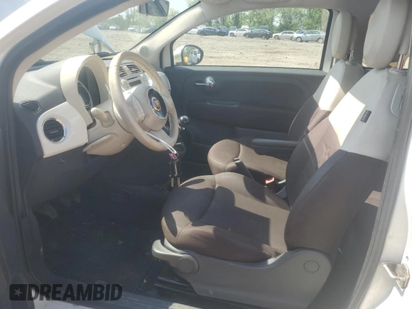 2013 FIAT 500 Pop z VIN 3C3CFFDR3DT575021, wystawiony jako Copart lot #55294155 z przebiegiem 78 890 mil mil oraz Czysty tytuł • Clean title. Historia ofert i sprzedaży dostępna na DreamBid. Obrazek 7.