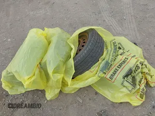 2006 Pontiac Vibe с VIN 5Y2SL65806Z458787, выставлен на аукционе IAAI как лот 42481736 с пробегом 222 255 миль миль и . История ставок и продаж доступна на DreamBid. Изображение 12.