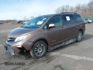 2020 Toyota Sienna XLE Auto Access Seat with VIN 5TDYZ3DCXLS050310, listed as a IAAI auction lot 41469930 with 77,370 mi miles and . Bid and sale history available at DreamBid. Image 17.
