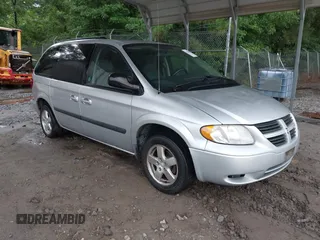 2005 Dodge Caravan SXT with VIN 1D4GP45RX5B289704, listed as a IAAI auction lot 42758561 with 110,396 mi miles and . Bid and sale history available at DreamBid. Image 1.