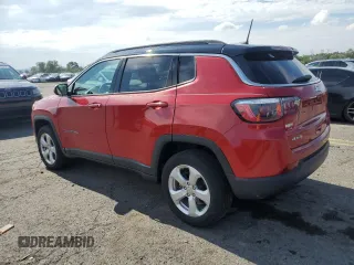 2019 Jeep Compass Altitude z VIN 3C4NJDBB0KT846787, wystawiony jako Copart lot #64287575 z przebiegiem 29 908 mil mil oraz Szkoda całkowita • Salvage title. Historia ofert i sprzedaży dostępna na DreamBid. Obrazek 2.