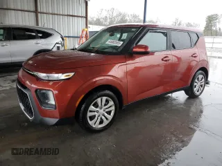 2022 Kia Soul LX with VIN KNDJ23AU0N7817033, listed as a Copart auction lot 44683555 with 43,520 mi miles and Salvage Title. Bid and sale history available at carsss.com. Image 1.