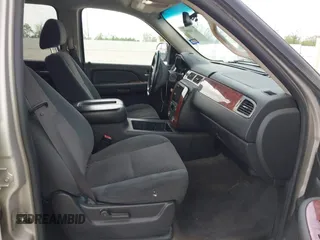 2007 Chevrolet Suburban LT с VIN 1GNFC16J67J350302, выставлен на аукционе IAAI как лот 41940082 с пробегом 176 491 миль миль и . История ставок и продаж доступна на DreamBid. Изображение 5.