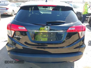 2021 Honda HR-V LX with VIN 3CZRU5H32MM724941, listed as a IAAI auction lot 41647591 with 41,408 mi miles. Bid and sale history available at carsss.com. Image 17.