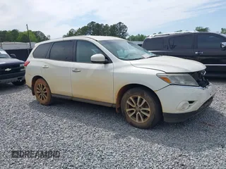 2014 Nissan Pathfinder SL with VIN 5N1AR2MN2EC691531, listed as a IAAI auction lot 42048358 with 148,904 mi miles. Bid and sale history available at carsss.com. Image 1.