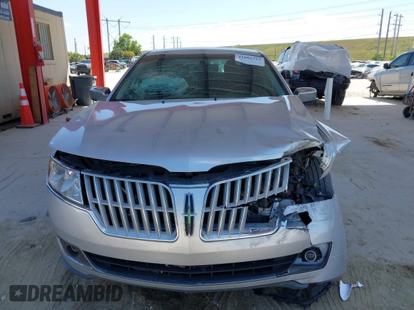 2012 Lincoln MKZ Hybrid with VIN 3LNDL2L3XCR805725, listed as a IAAI auction lot 41801213 with 130,587 mi miles and . Bid and sale history available at DreamBid. Image 13.