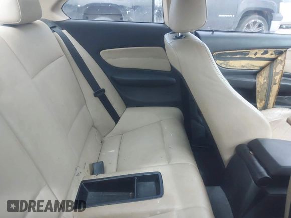 2008 BMW 1 Series 135i with VIN WBAUC73598VF23878, listed as a IAAI auction lot 41569879 with 186,622 mi miles. Bid and sale history available at carsss.com. Image 8.