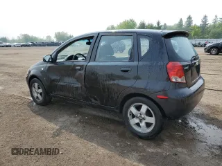 2007 Chevrolet Aveo LT z VIN KL1TG65627B699713, wystawiony jako Copart lot #59269135 z przebiegiem 201 659 mil mil oraz Czysty tytuł • Clean title. Historia ofert i sprzedaży dostępna na DreamBid. Obrazek 2.